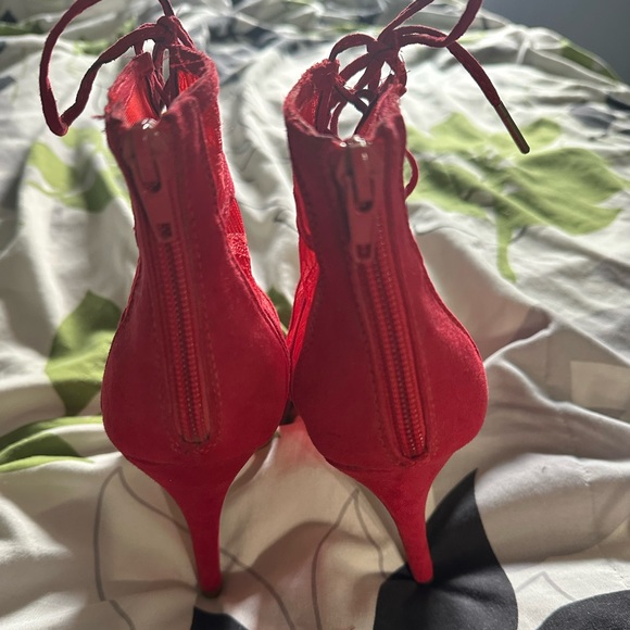 ❌SOLD❌JustFab Red Heels - Picture 4 of 6